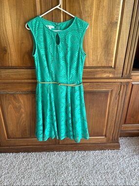 Sleeveless dress